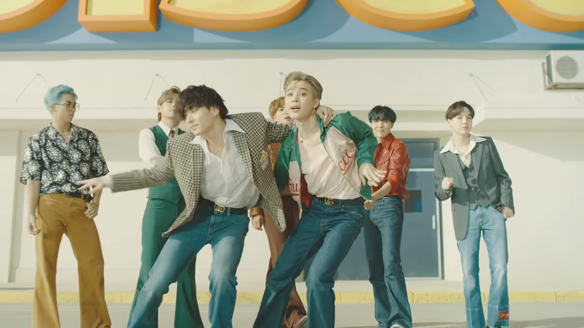 BTS Dynamite versi Koreografi